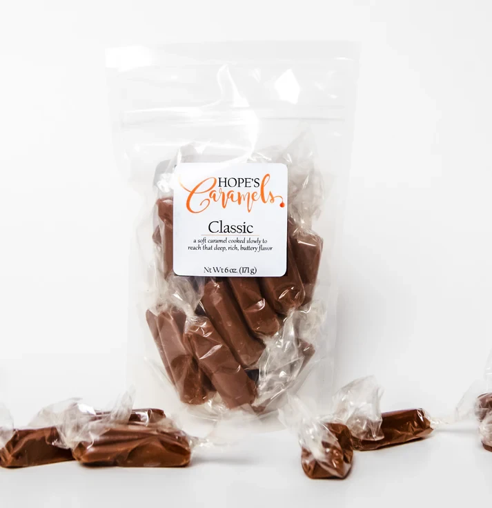 Caramels, Cinnamon Roll -- 4 oz (MADE WITH CREAM CHEESE AND CINNAMON)