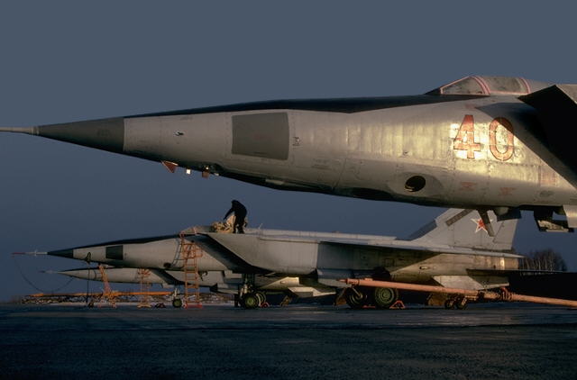 Mikoyan & Gurevich MiG-25M "Foxbat-E"
