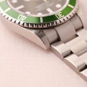 2005 Rolex 16610 T Kermit Submariner - Full Set - Image 10