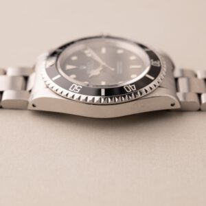 1993 Rolex 14060 Submariner - Image 18