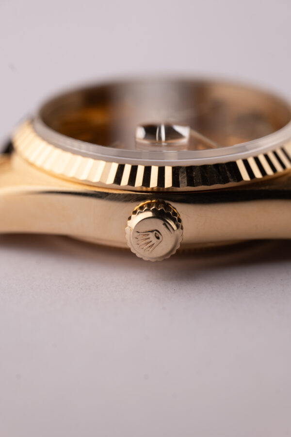 1987 Rolex 18038 Tropical Golden Yellow Gold Day-Date