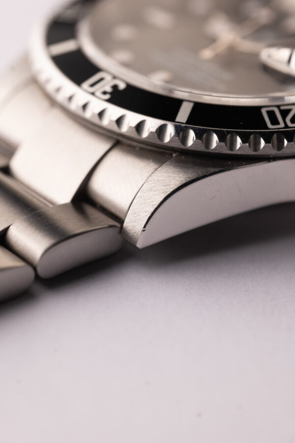 2007 Rolex 16610 Submariner