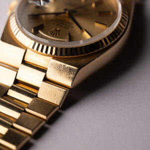 1987 Rolex 19018N Yellow Gold Blacked Day-Date Oysterquartz W/Box - Image 5