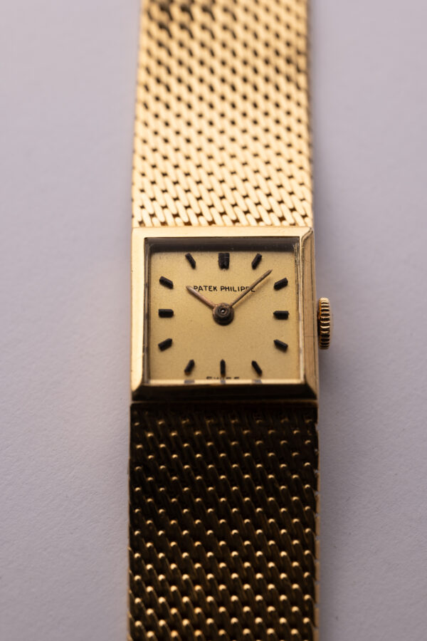 Patek Philippe 3285/48 18k Yellow Gold Ladies Watch