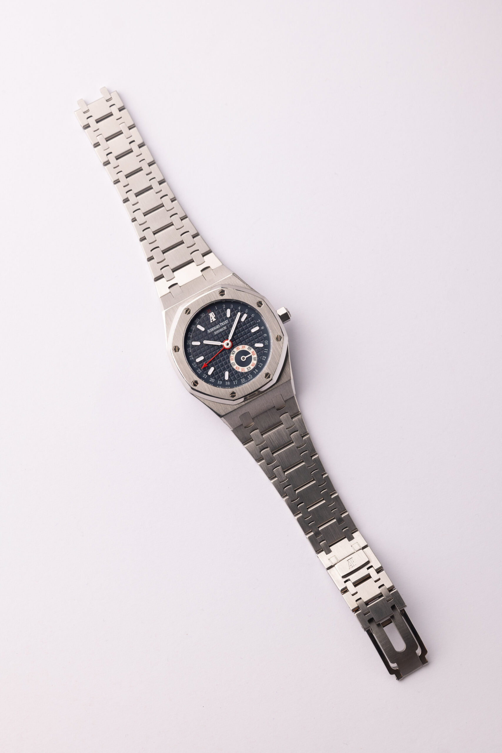 25920st Audemars Piguet 25920ST Mk. I Blue Quantieme Annuel Royal Oak | Grey ...