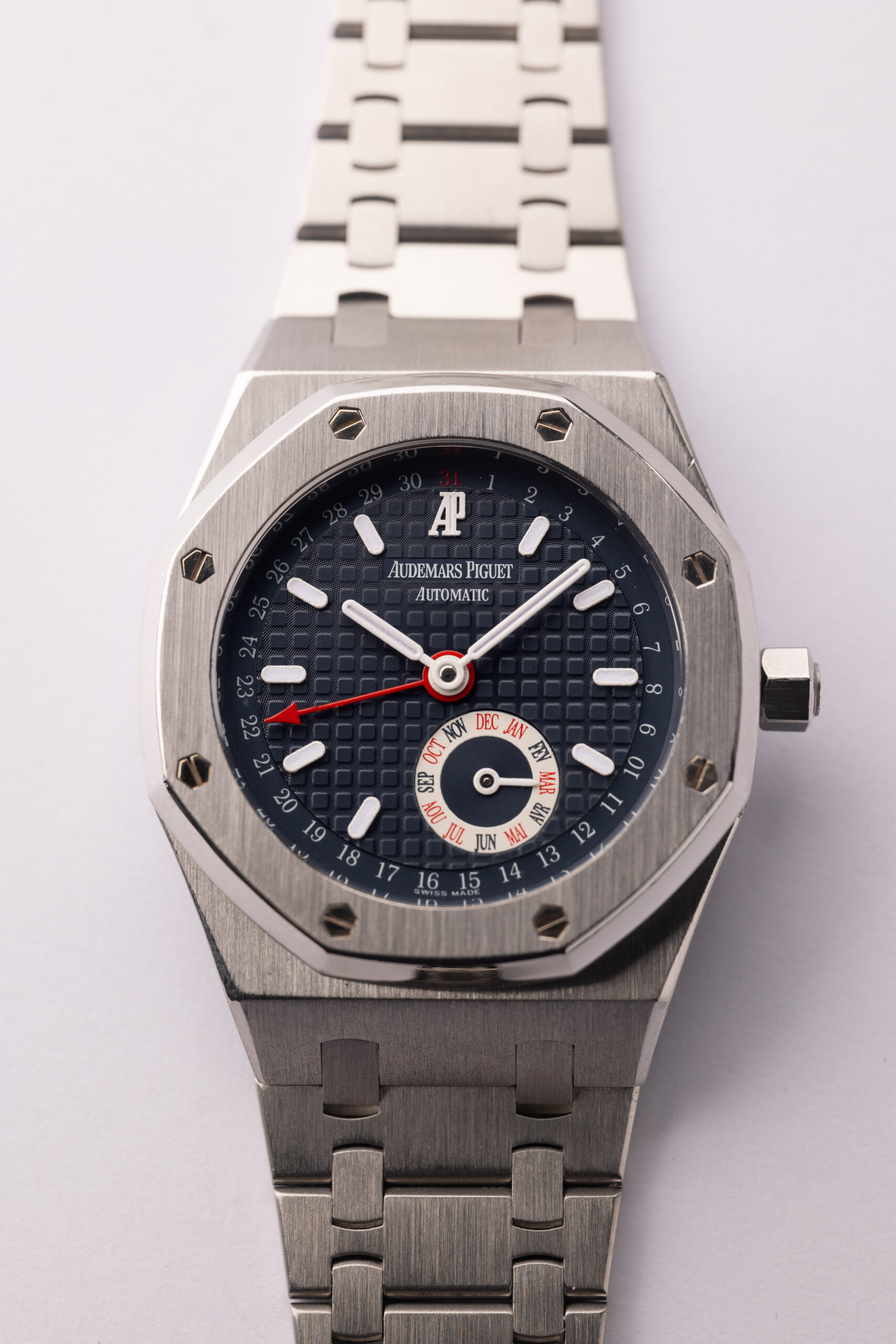 25920st Audemars Piguet 25920ST Mk. I Blue Quantieme Annuel Royal Oak | Grey ...
