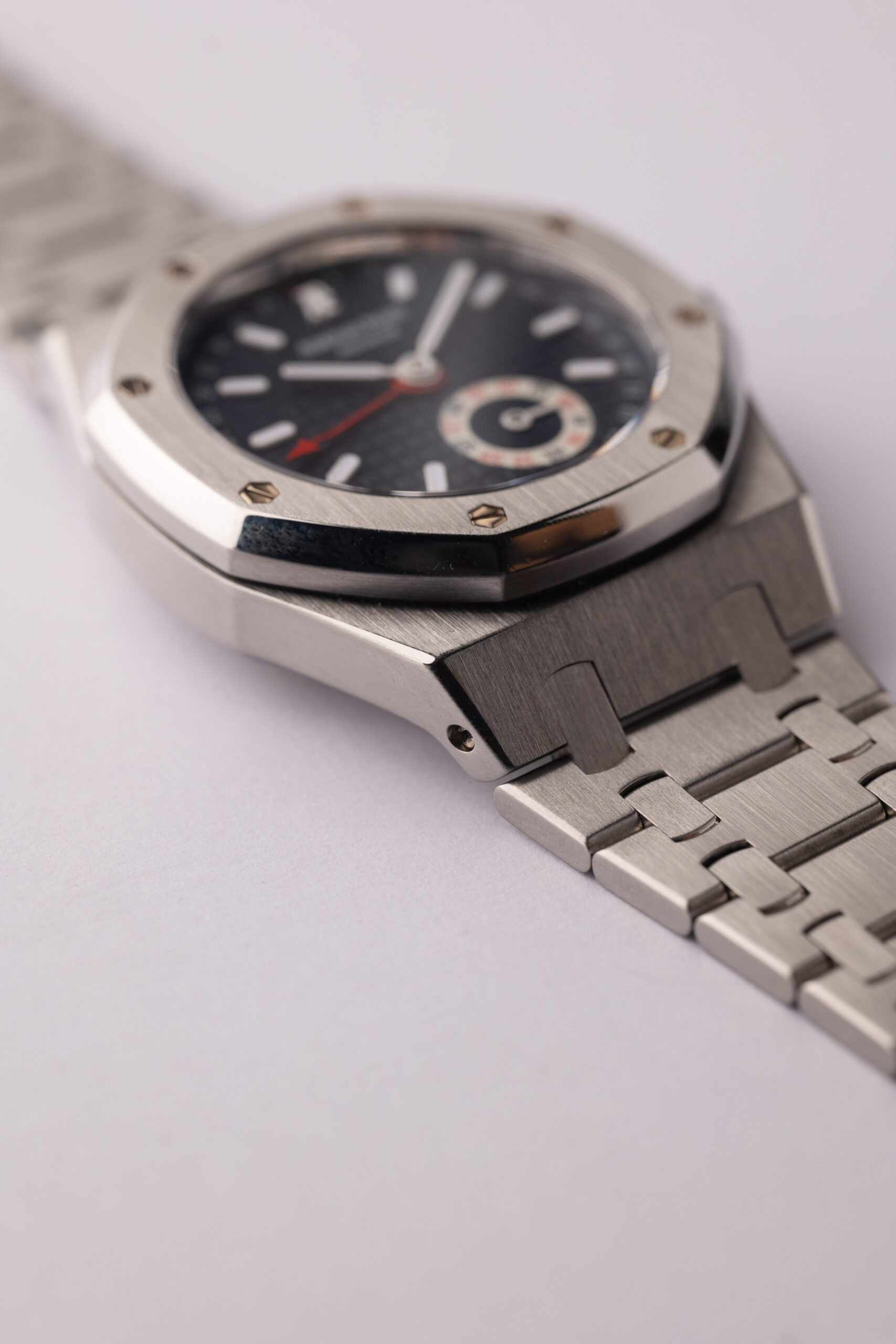 25920st Audemars Piguet 25920ST Mk. I Blue Quantieme Annuel Royal Oak | Grey ...