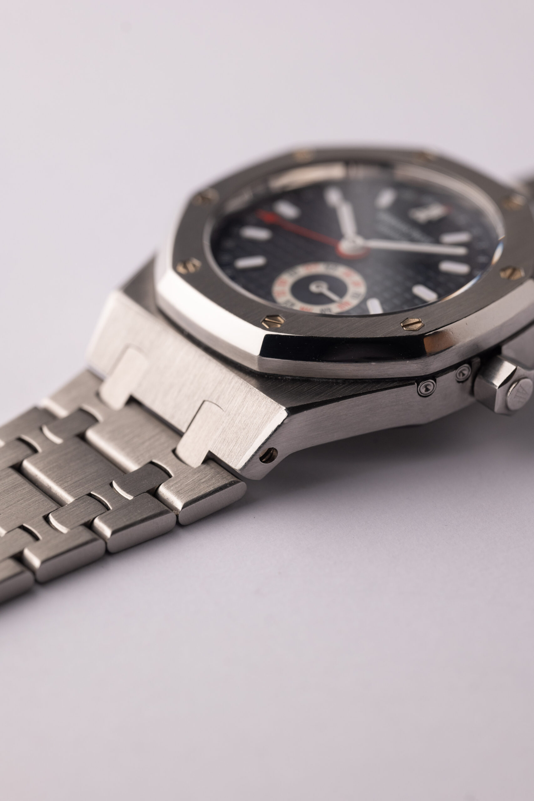 25920st Audemars Piguet 25920ST Mk. I Blue Quantieme Annuel Royal Oak | Grey ...