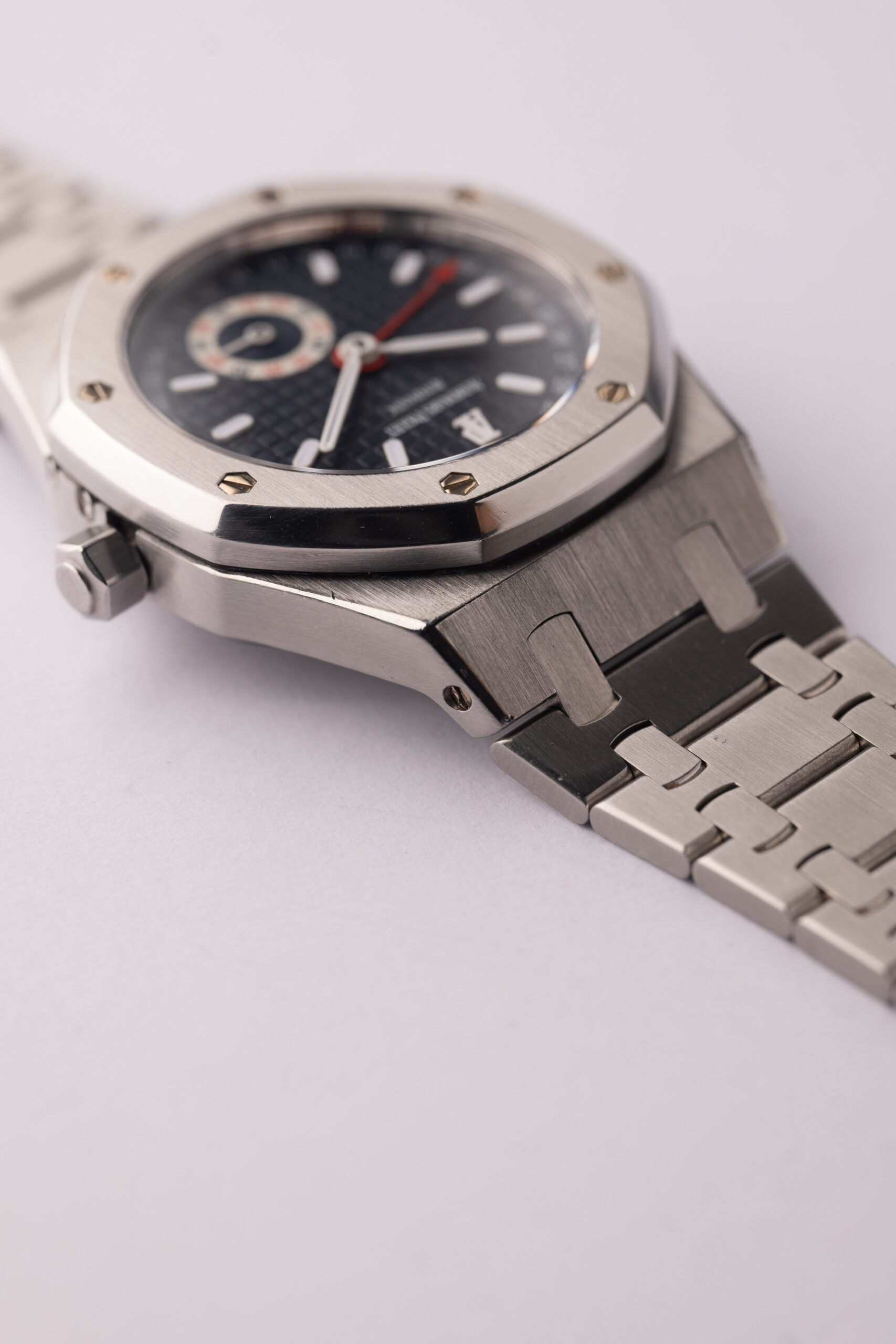 25920st Audemars Piguet 25920ST Mk. I Blue Quantieme Annuel Royal Oak | Grey ...