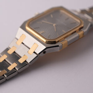 Audemars Piguet 6005SA Quartz Royal Oak Jumbo Two-Tone - Image 10