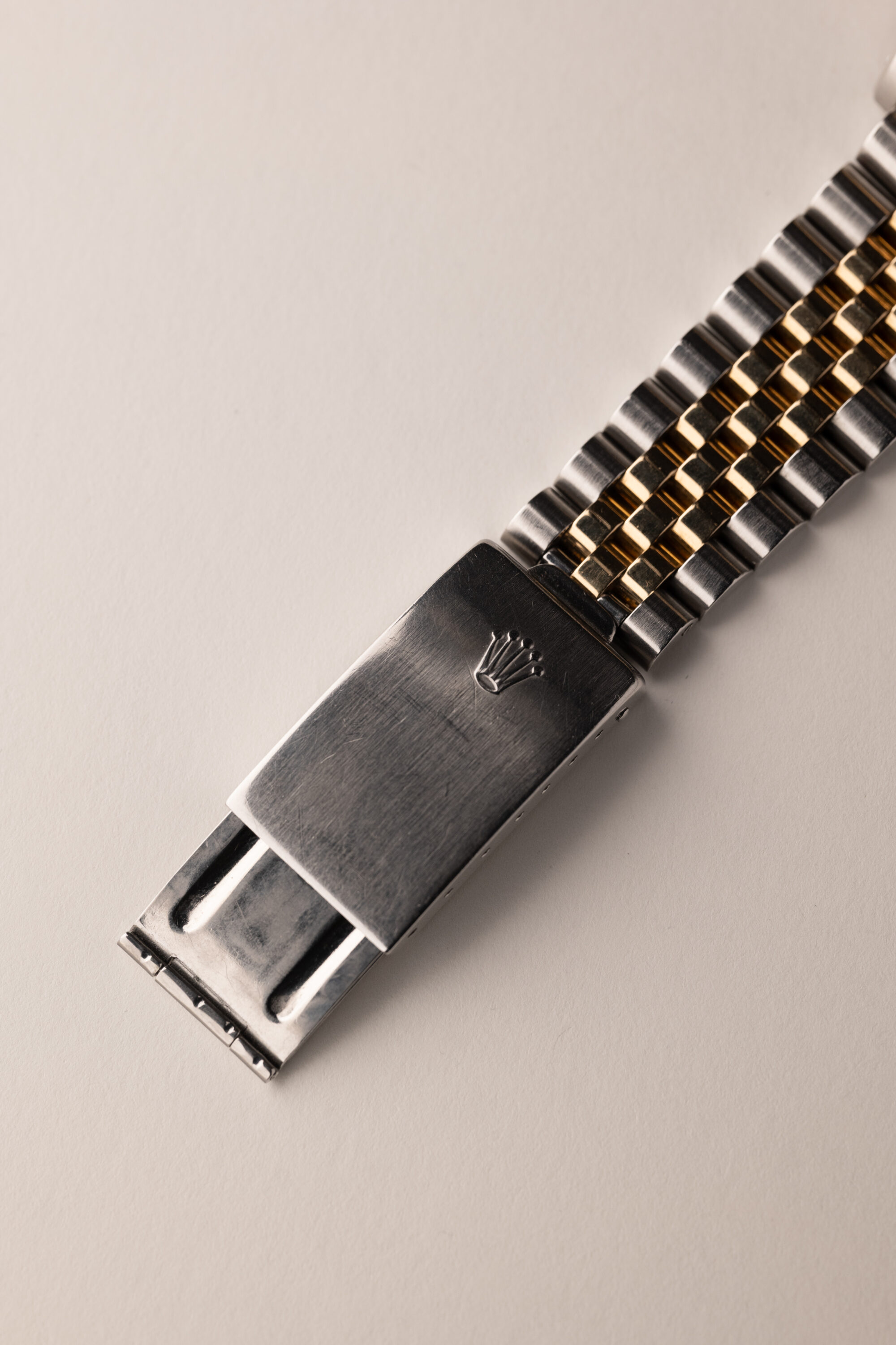 The Legacy and Craftsmanship of Iconic Rolex Bracelets