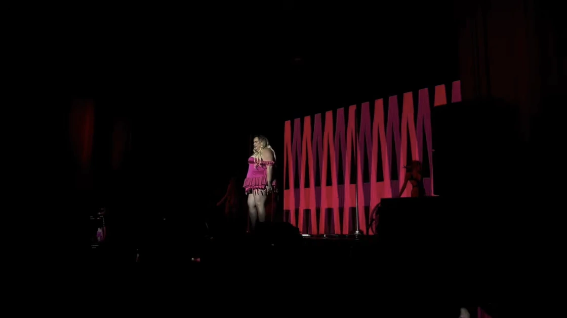Igor Sinyak during his theatrical number at the Berlin concert