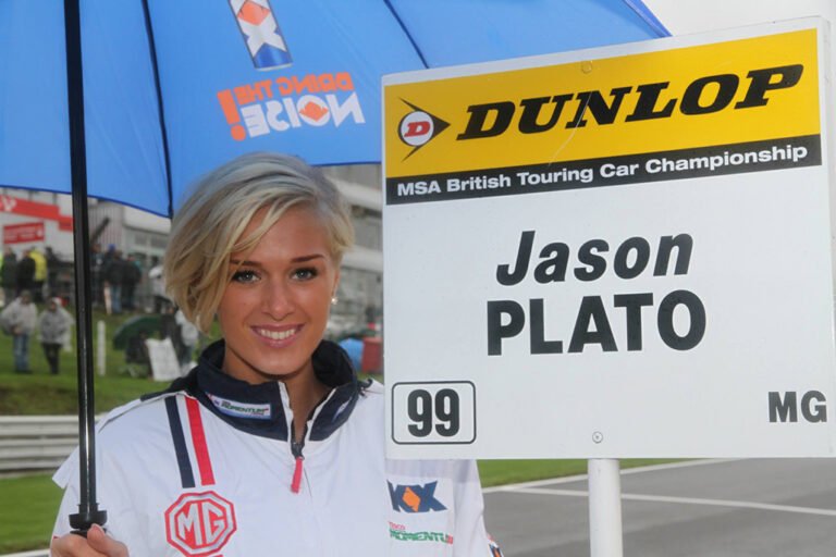 Grid Girls with Triple 8KX Energy BTCC at Brands Hatch BTCC Finale on 13th October 2013 01