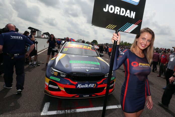 Bmw Pirtek Racing Btcc Grid Girl At Croft Btcc On 16th June 19