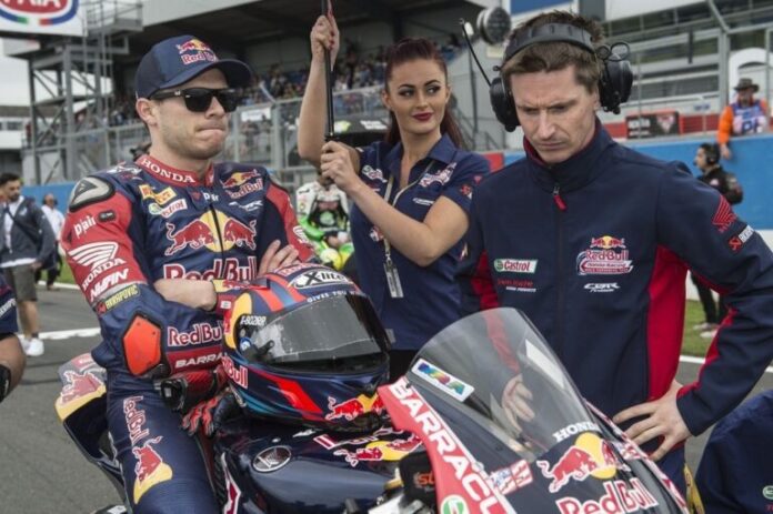 Grid Girl With Red Bull Honda At Donington Park World Superbikes 2017