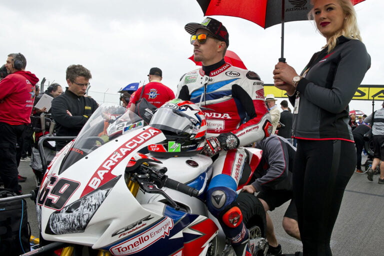 Grid Girls With Honda Wsbk At Donington Park World Superbikes 2016