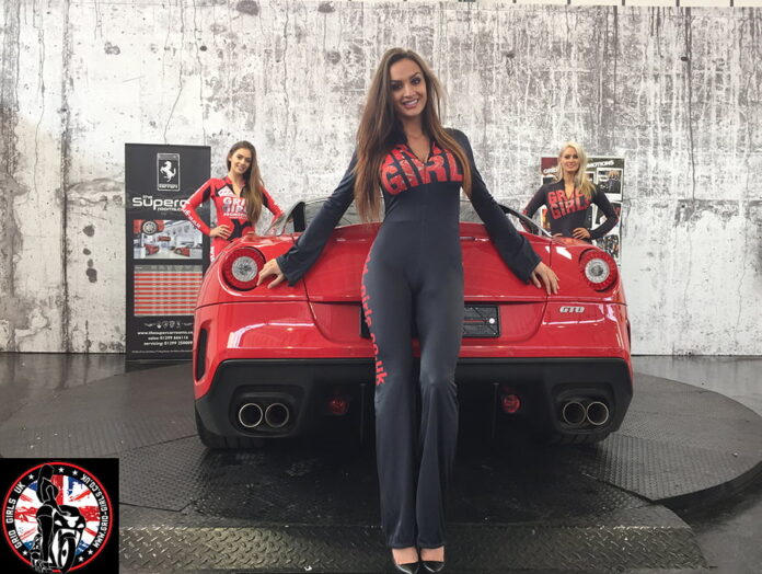 Photos Models With Grid Girls Uk At Supercar Rooms 2015 03