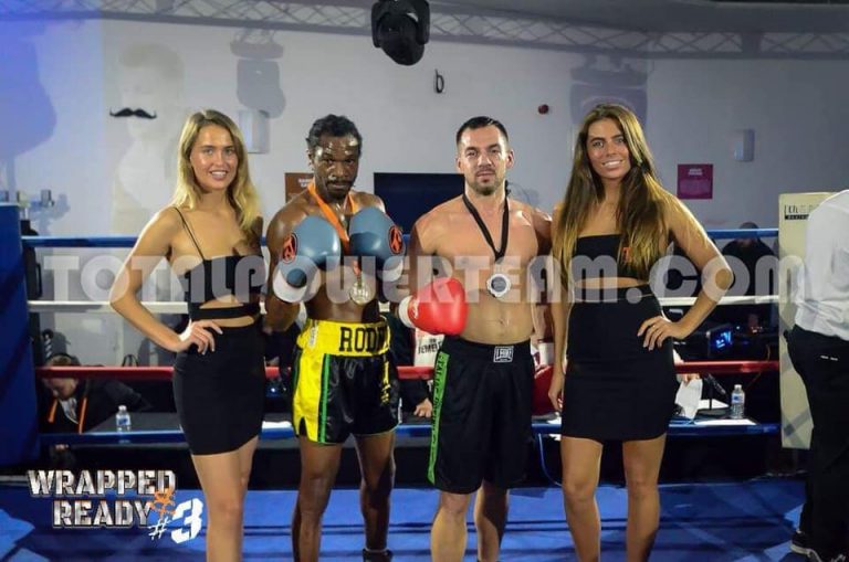 Ring Girls With Total Power Team At The Stoop On 1st Dec 2018