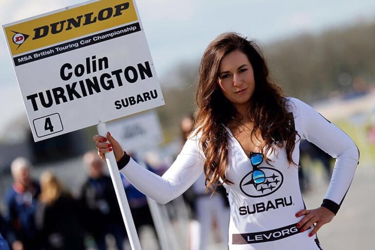 Grid Girls With Bmr Btcc Btcc At Donington Park Btcc On 17th April 2016