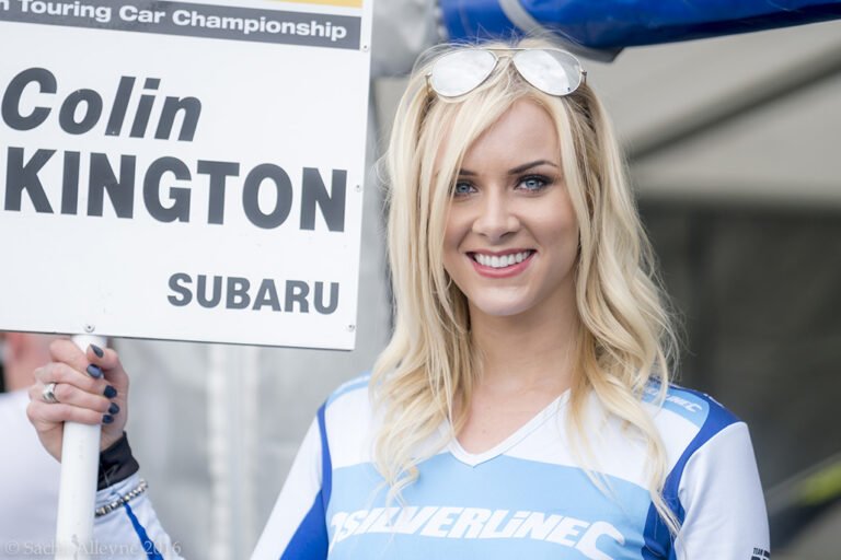 Grid Girls With Bmr Btcc At Knockhill Btcc On 14th August 2016