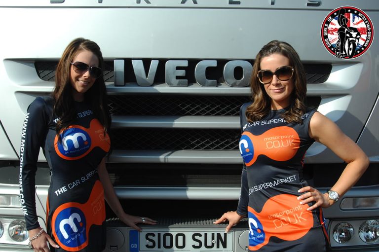 Grid Girls with Motorpoint Yamaha at Thruxton British Superbikes in 18th April 2010