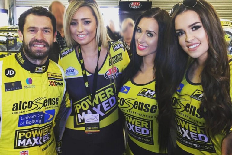 Grid Girls With Power Maxed Btcc At Donington Park Btcc On 17th April 2016