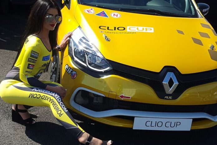 Grid Girls With Power Maxed Btcc At Thruxton Btcc On 8th May 2016