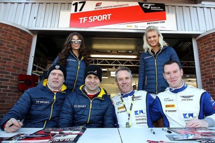 Grid Girls With Tf Sport At Brands Hatch For British Gt On 17th April 2016