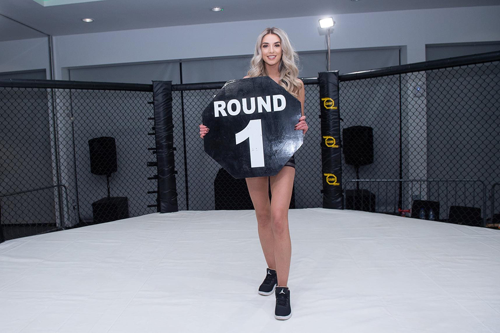 Ring Girls With Charity Cage Wars In Manchester On 20th November 2021