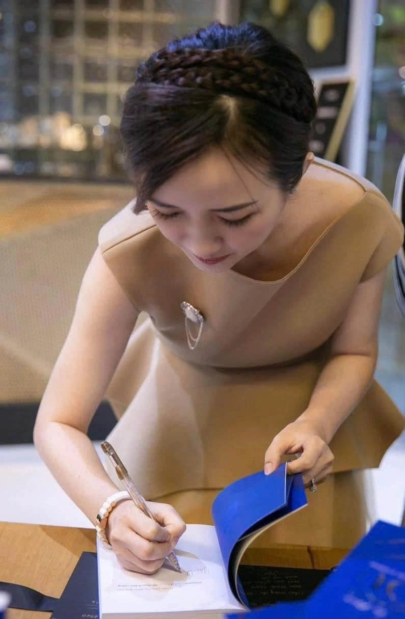 A60c99d0733cd4628d2d