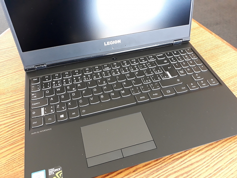 Recenze: Lenovo Legion Y530 - když jde styl ruku v ruce s výkonem