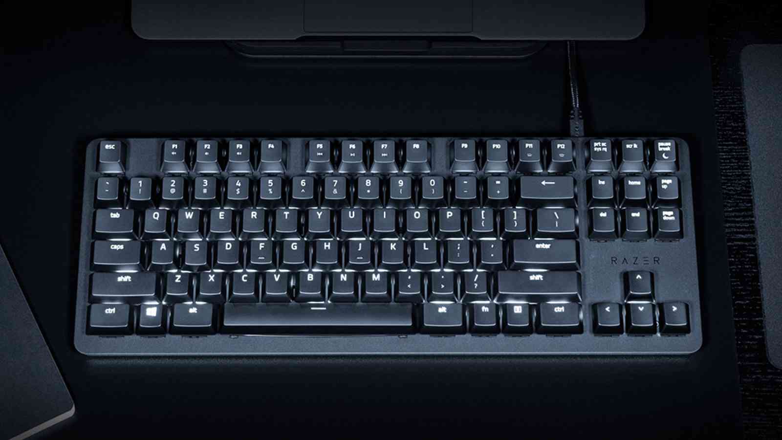 Razer představil verzi mechaniky BlackWidow pro kancelář