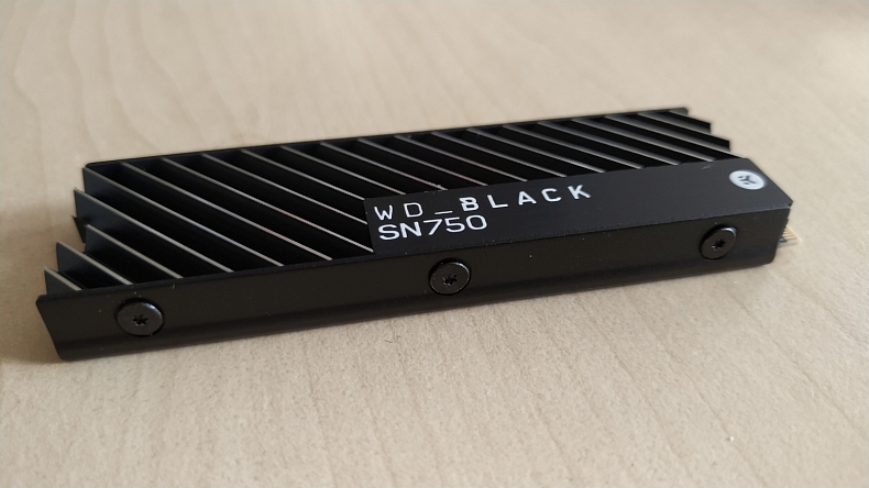 Recenze: WD Black SN750 - NVMe SSD s chladičem od EKWB