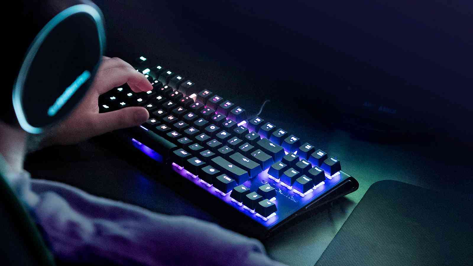 SteelSeries uvádí mechanickou klávesnici Apex M750 také v TKL variantě