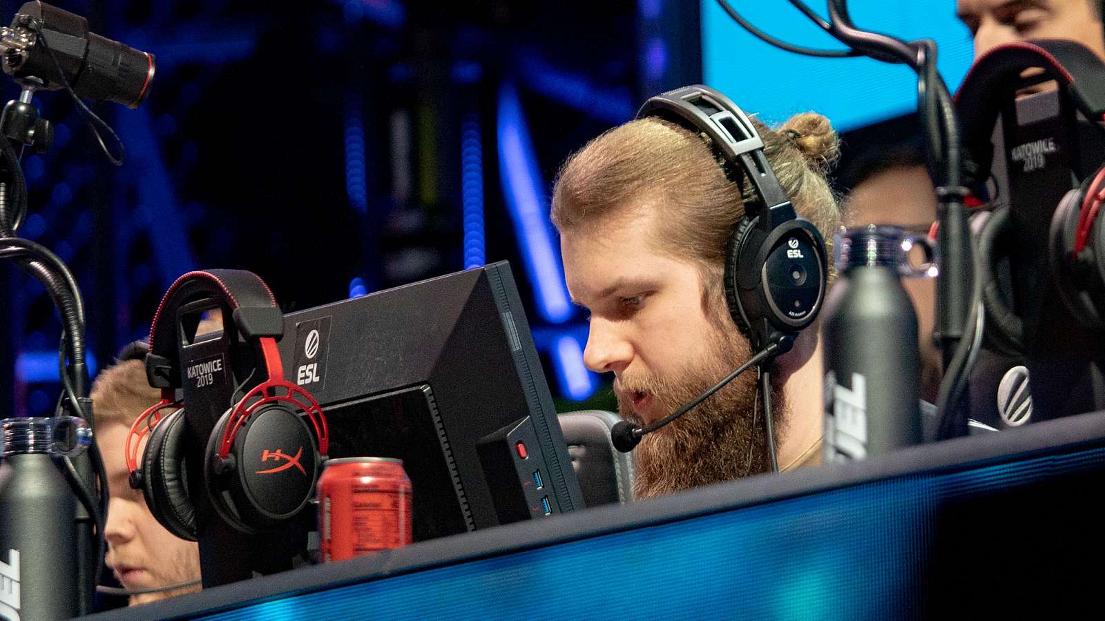 S1mple se ještě může podívat na Major, ze hry není ani legendární f0rest