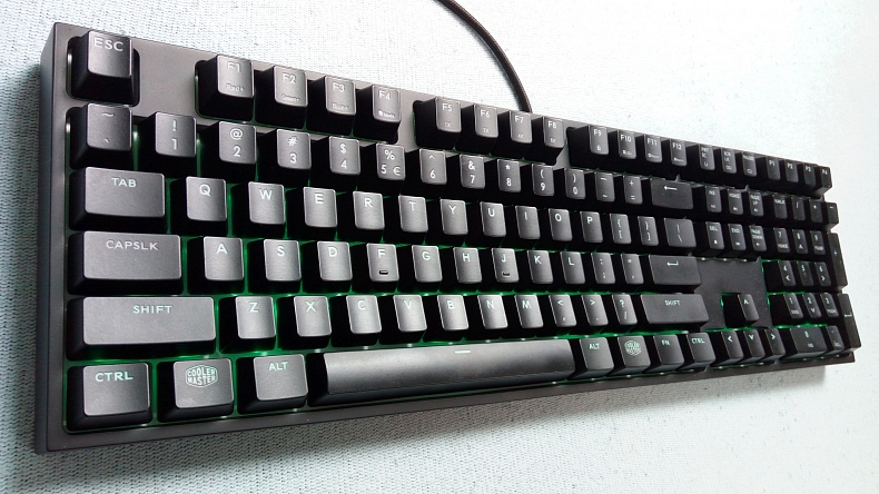 Recenze: Cooler Master Masterkeys Pro L - konzervativní, minimalistická a elegantní