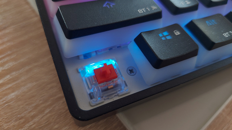 Recenze: Genesis Thor 660 - 60% klávesnice se spínači Gateron Red