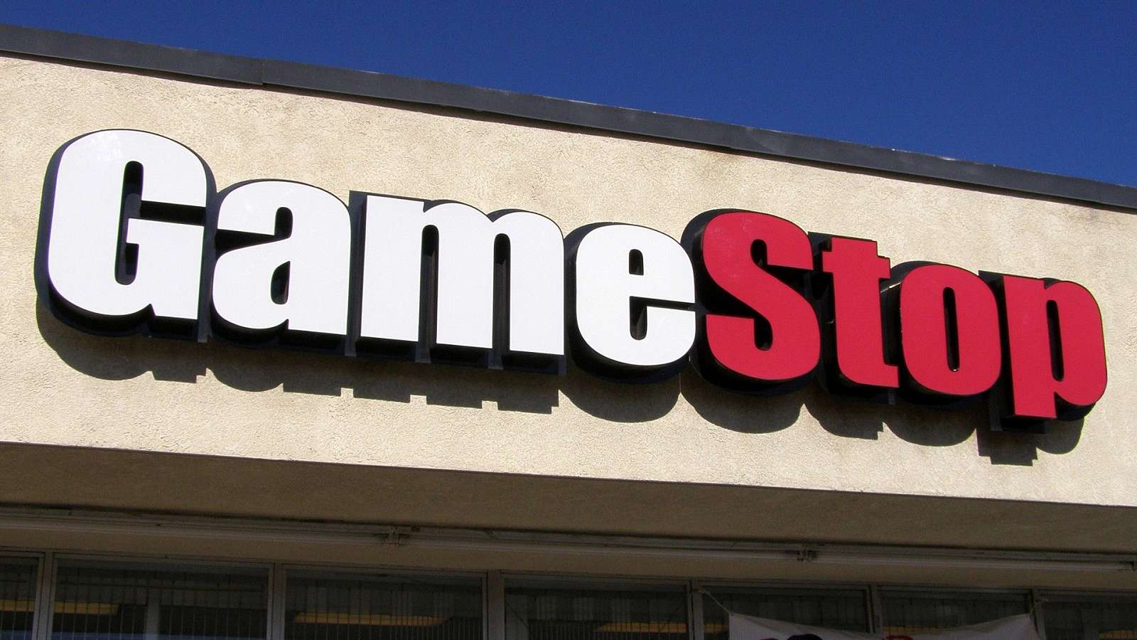 GameStop prý tvoří vlastní tržiště pro herní NFT a kryptoměny