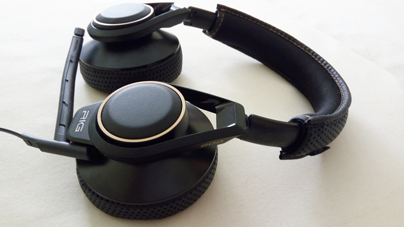 Recenze: Plantronics RIG 600 - headset klidně i na cesty