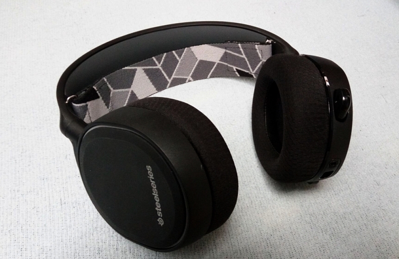 Recenze: SteelSeries Arctis 3 - zázrak s omezením