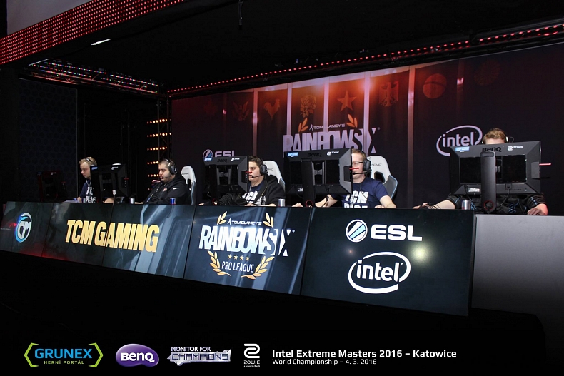 Hráči na Intel Extreme Masters hrají na monitorech BenQ