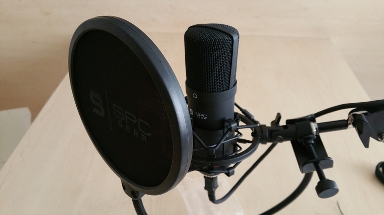 Recenze: Mikrofon SPC Gear SM900 - kompletní výbava pro streamera nebo hráče