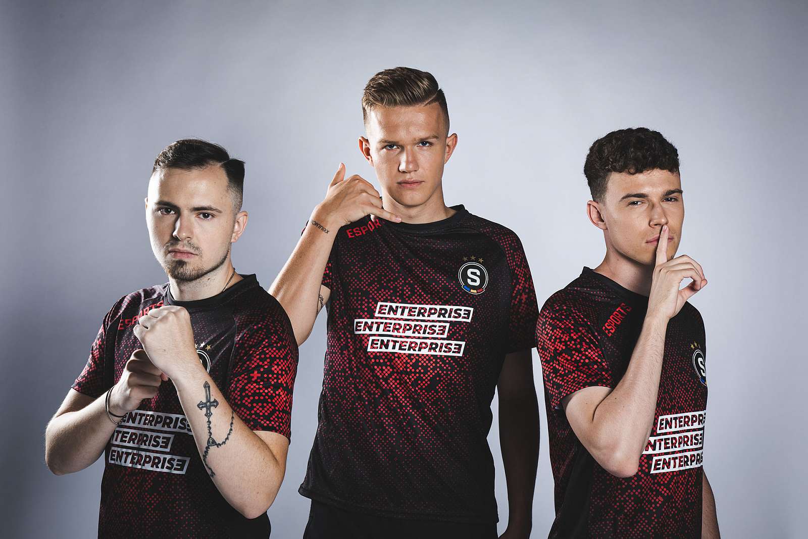 Přestupová bomba na FIFA scéně! Sparta má novou posilu.