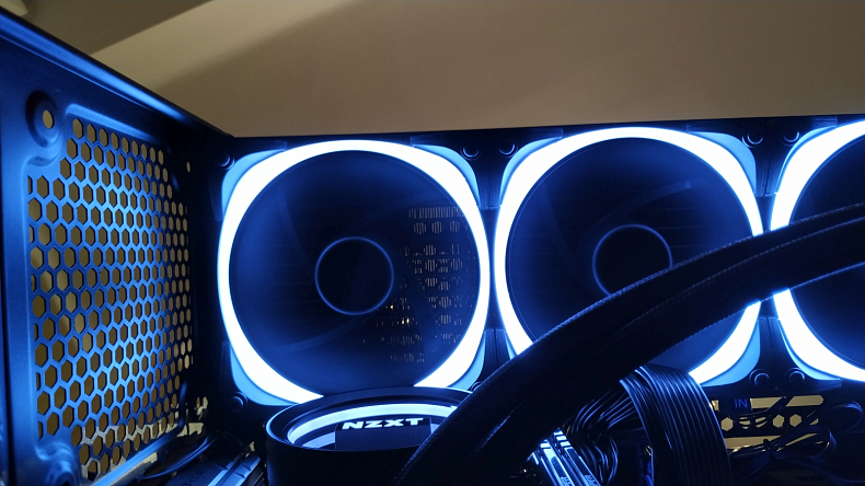 Recenze: NZXT Kraken X73 RGB - 360mm vodní chlazení tentokrát s podsvícením