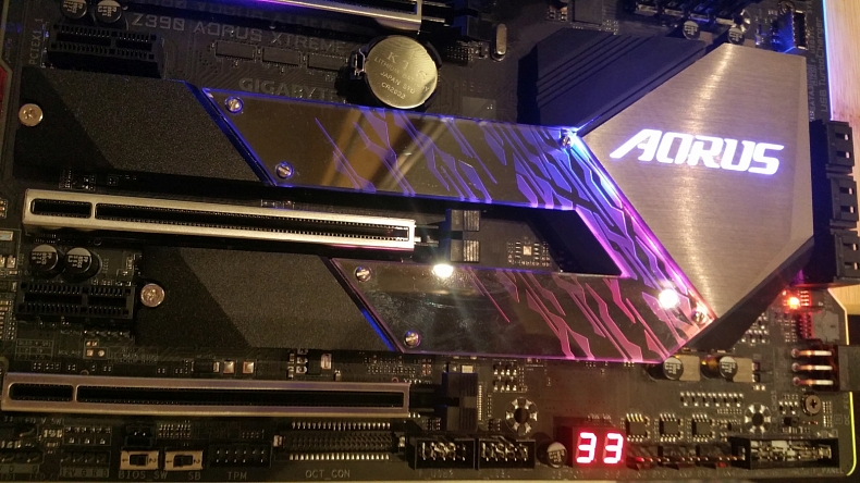 Recenze: Gigabyte Aorus Z390 XTREME - extrémní základní deska do extrémního nasazení