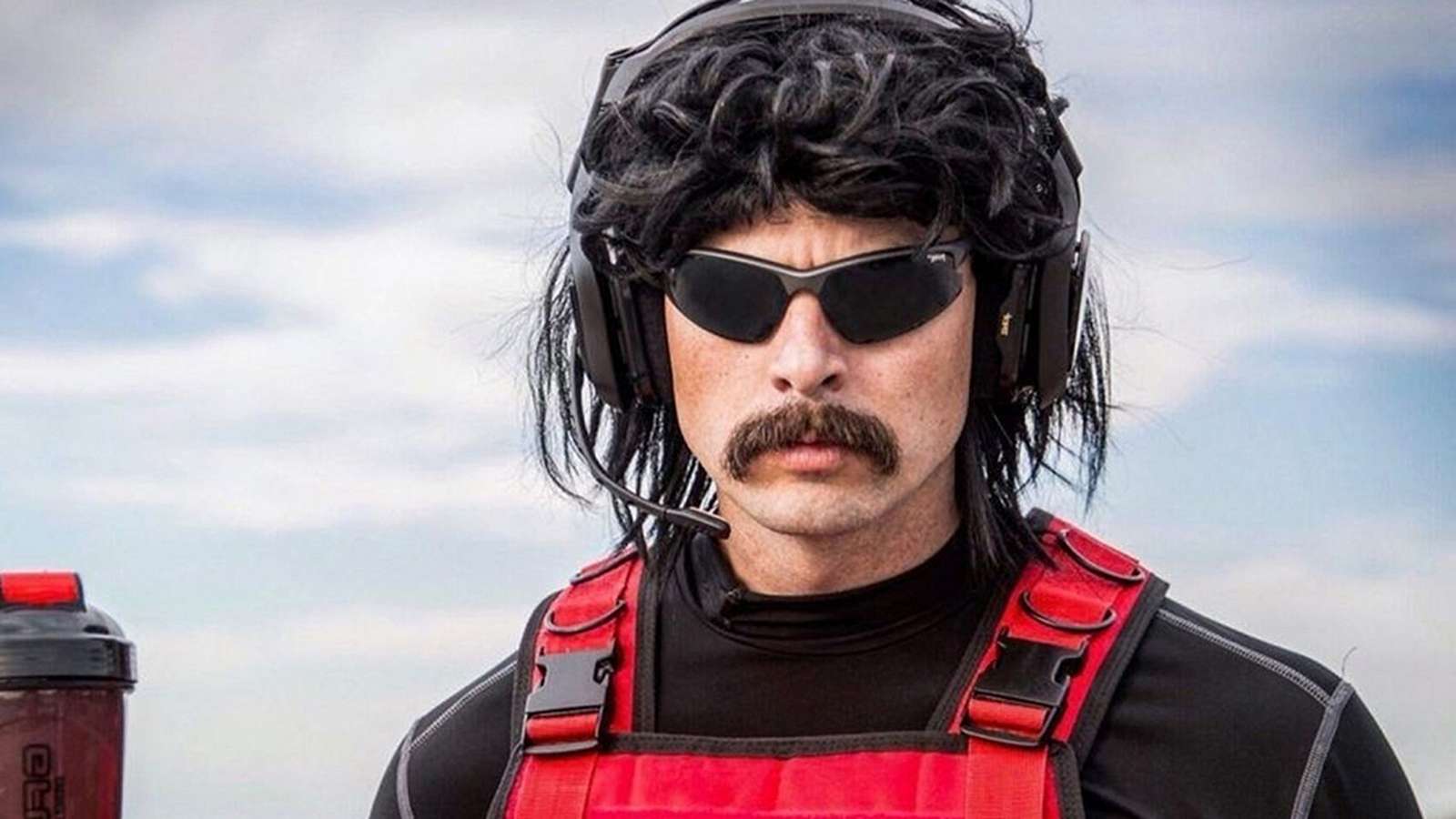 Dr. Disrespect žaluje Twitch kvůli svému banu