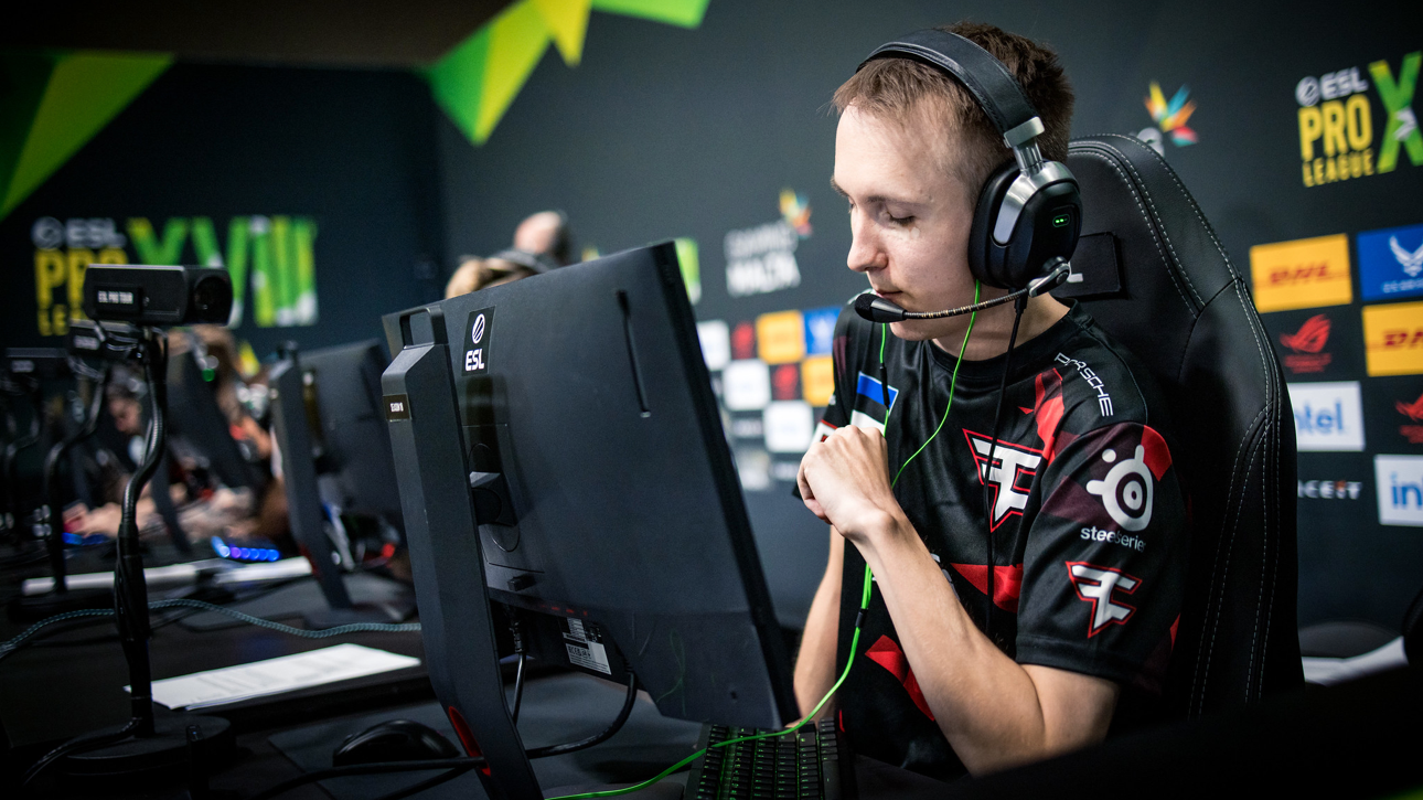 Ropz, Faze | Photo credits: Helena Kristiansson, ESL FACEIT Group