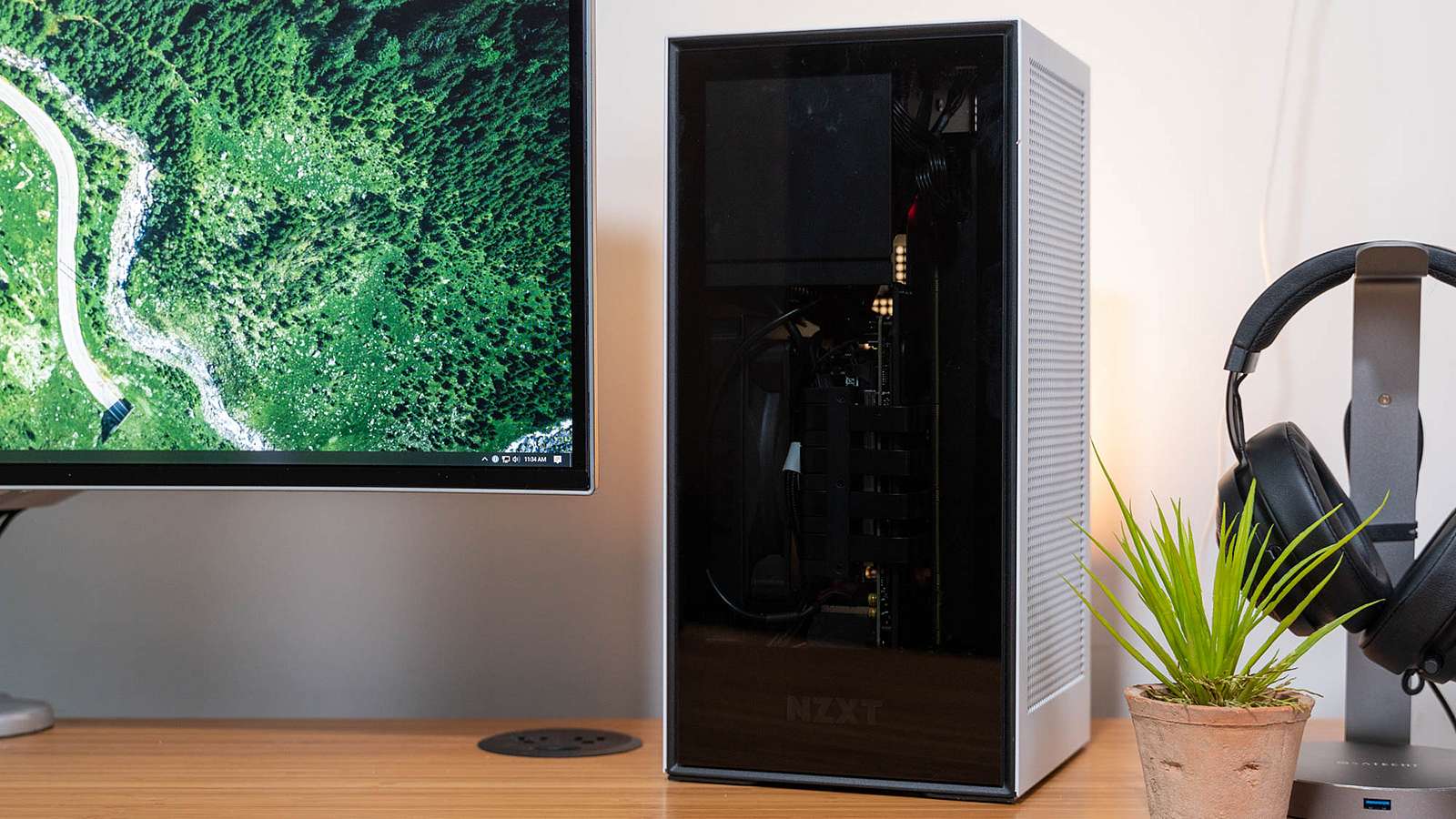 NZXT updatuje svoji nejmenší počítačovou skříň, už nezačne hořet