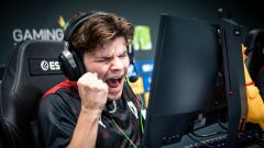 Poslední CS:GO trofej si odváží MOUZ, NaVi ostrouhali