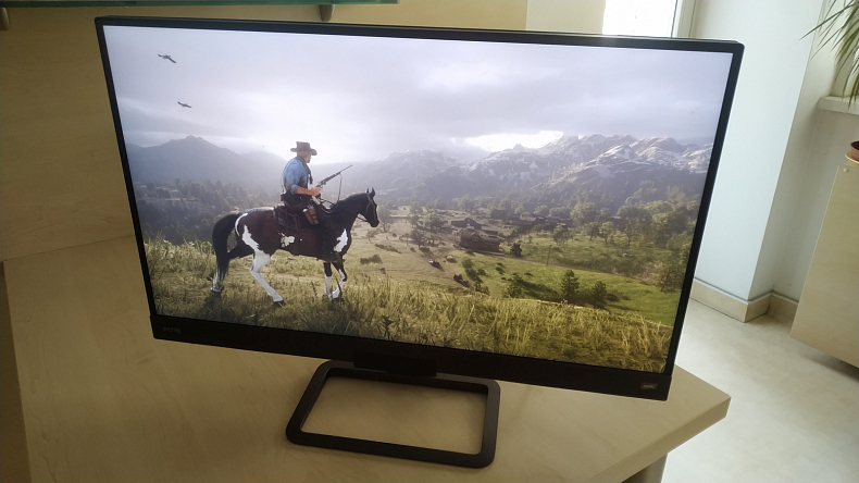 Recenze: Herní monitor BenQ EX2780Q – 27“ elegán hrající barvami